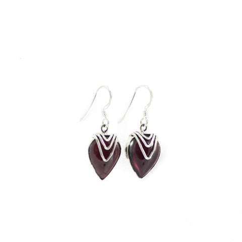 Royal Chested Garnet Silver Earrings