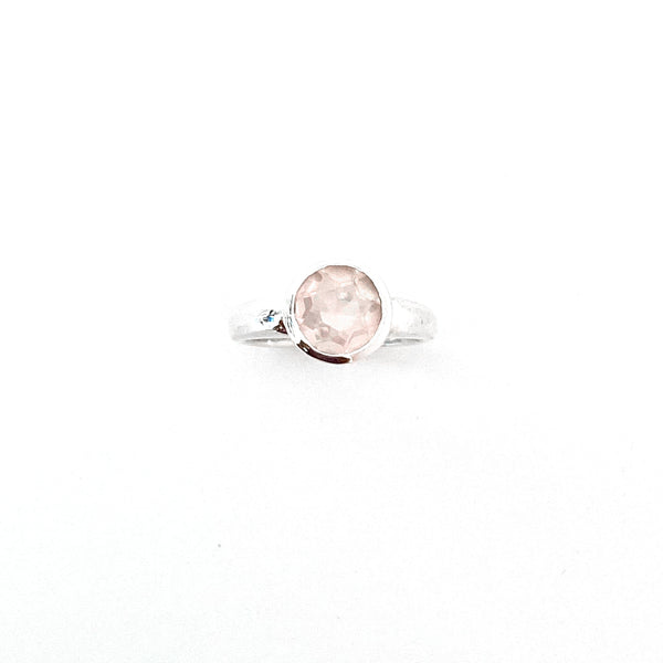 Deep Collar Rose Quartz Ring