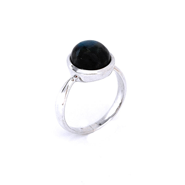 Classic Round Labradorite Ring