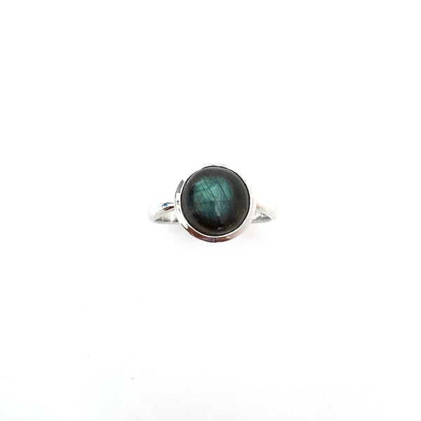 Classic Round Labradorite Ring